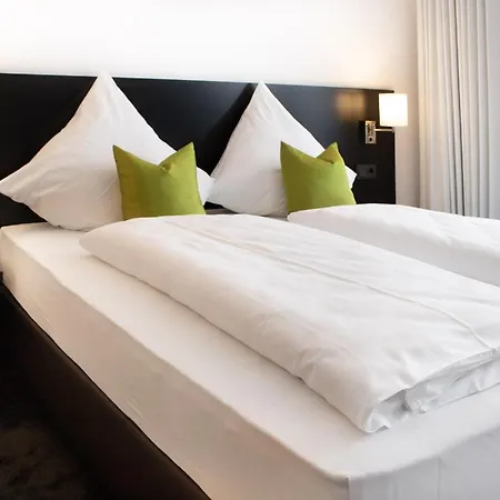 Oy By Wmm Hotel Oy-Mittelberg